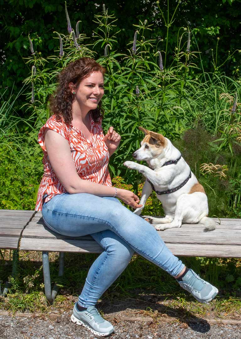 Angela und Joy, Haustierbetreuung Furever Joy Wädenswil